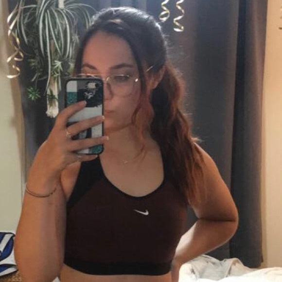 Nike Sports Bra - Picture 6 of 6